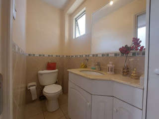 BAÑO VISITAS