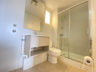 BAÑO SUITE CON CONEXIONES PARA LAVADORA