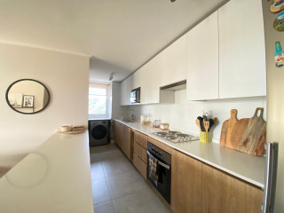 COCINA CON LOGIA INCORPORADA