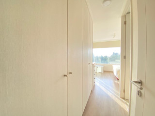 ACCESO A DORMITORIO SUITE